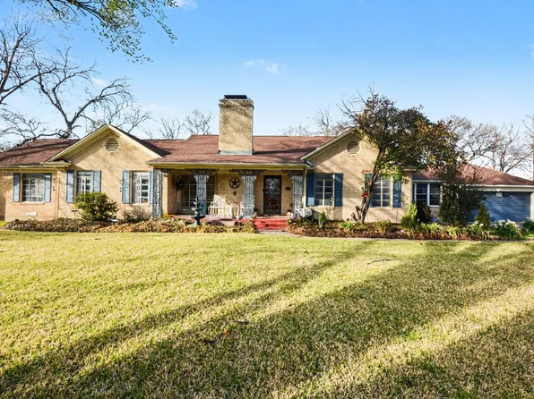 1225 E Union Bower Rd, Irving, TX 75061