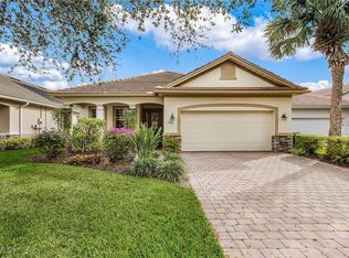3900 Lakeview Isle Ct, Fort Myers, FL 33905