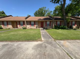 101 Willenberg St APT 10, Lake Jackson, TX 77566