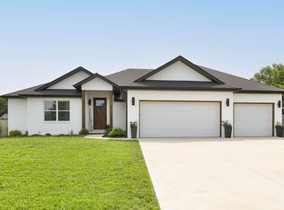 402 Coyote Pass, Ash Grove, MO 65604
