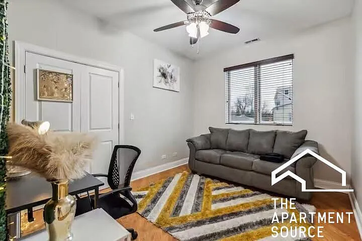 3935 S Wells St #1 — Photo 12
