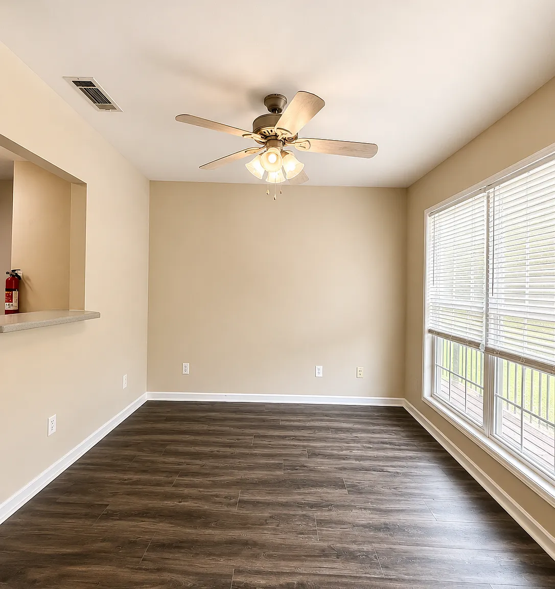 "Charming 2-Bedroom Retreat with 1.5 Baths - 1050 Harry Hagan Rd, Pembroke" — Photo 2