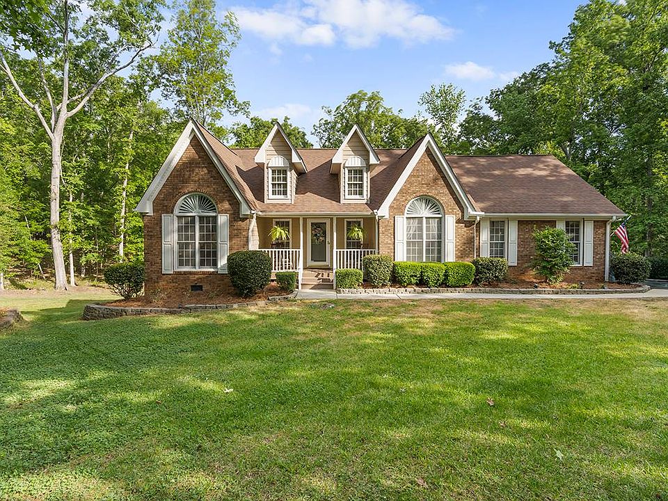 1st image of 119 Pucketts Pointe Rd