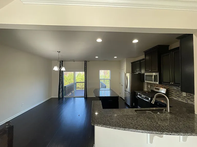 522 Pemberwich Pl — Photo 10