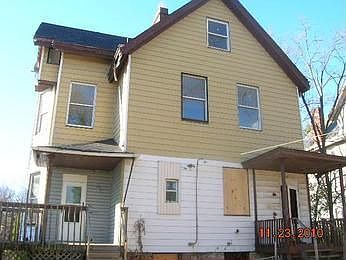3rd image of 626 Hawthorne Ave