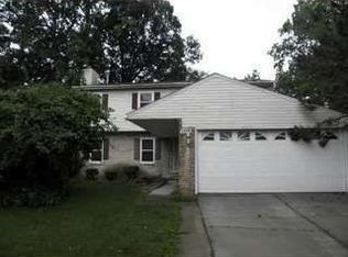 5899 Big Pine Ct, Ypsilanti, MI