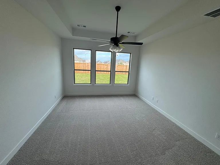 2731 Sweet Honey Ln — Photo 10