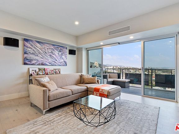 2nd image of 1155 N La Cienega Blvd APT 1012