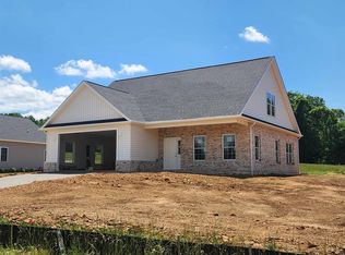 5555 New Pleasant Way, Salem, VA 24153