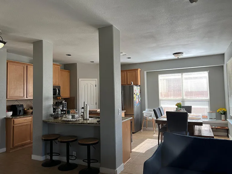641 Shotwell St — Photo 4