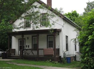 163 Sycamore St, Ravenna, OH 44266