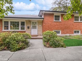 371 W Harrison St, Elmhurst, IL