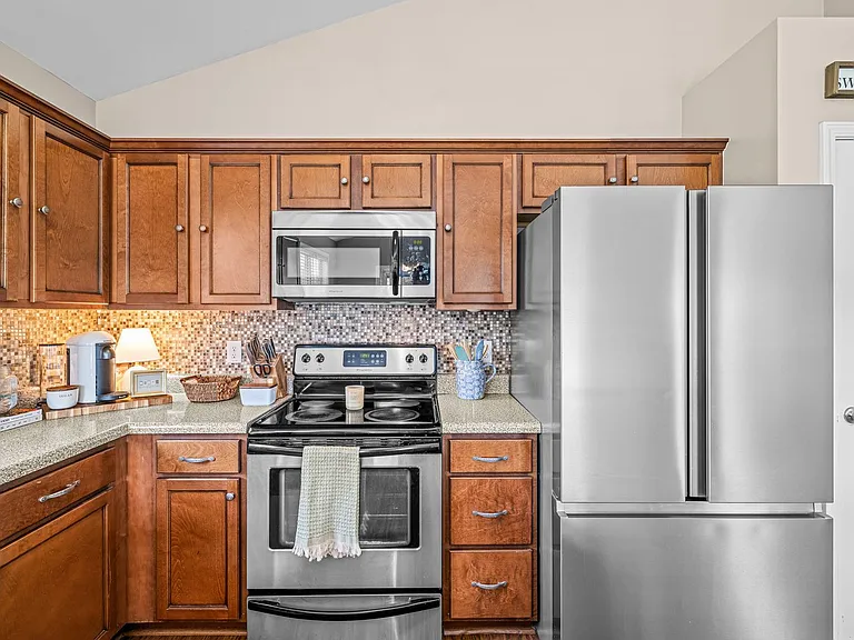 210 McCain St — Photo 17
