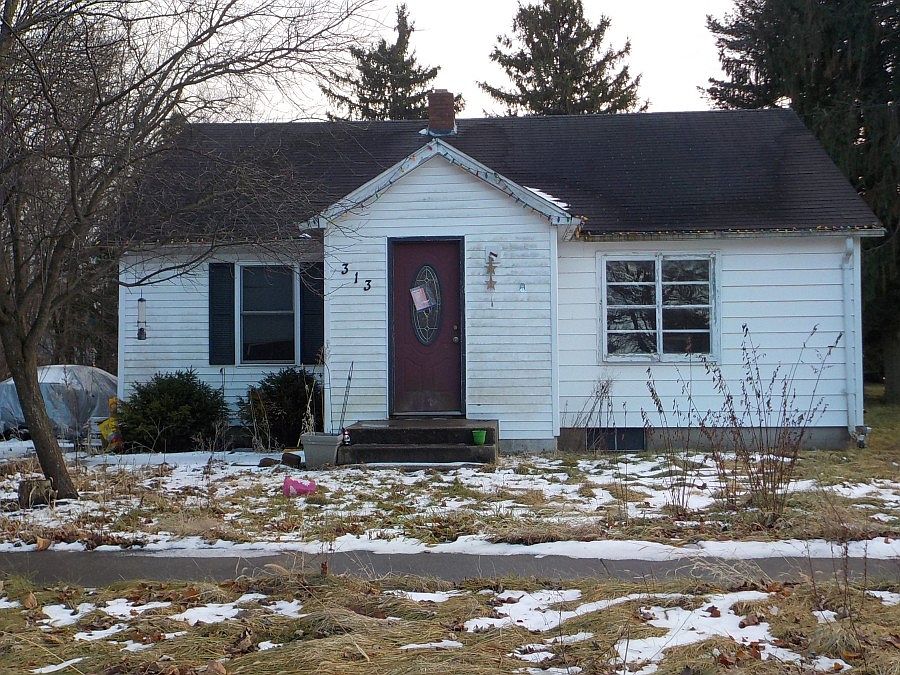 1st image of 313 Grove St