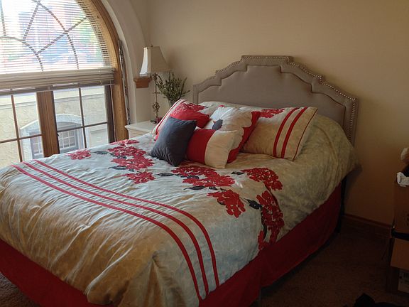 4th image of 614 Portland Ave APT 203