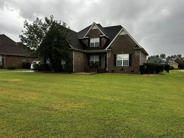 813 Furman Dr, Murfreesboro, TN 37129