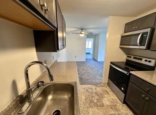 9 Village Rock Ln APT 10, Natick, MA 01760