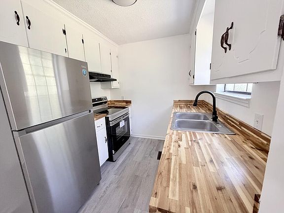 4th image of 208 Arrowhead Dr