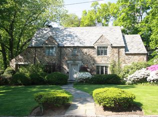 21 Chedworth Rd, Scarsdale, NY 10583