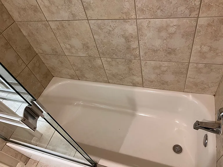 1500 E Side Dr #212-B — Photo 9