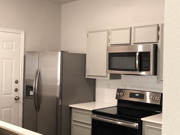 3rd image of 312 Lowes Blvd #A/b