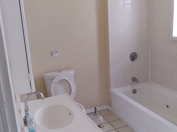 4th image of 10 Norton St