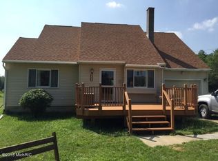 9494 Senator Rd, Fenwick, MI 48834