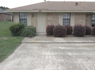 1042 Sybil Dr, Ruston, LA 71270