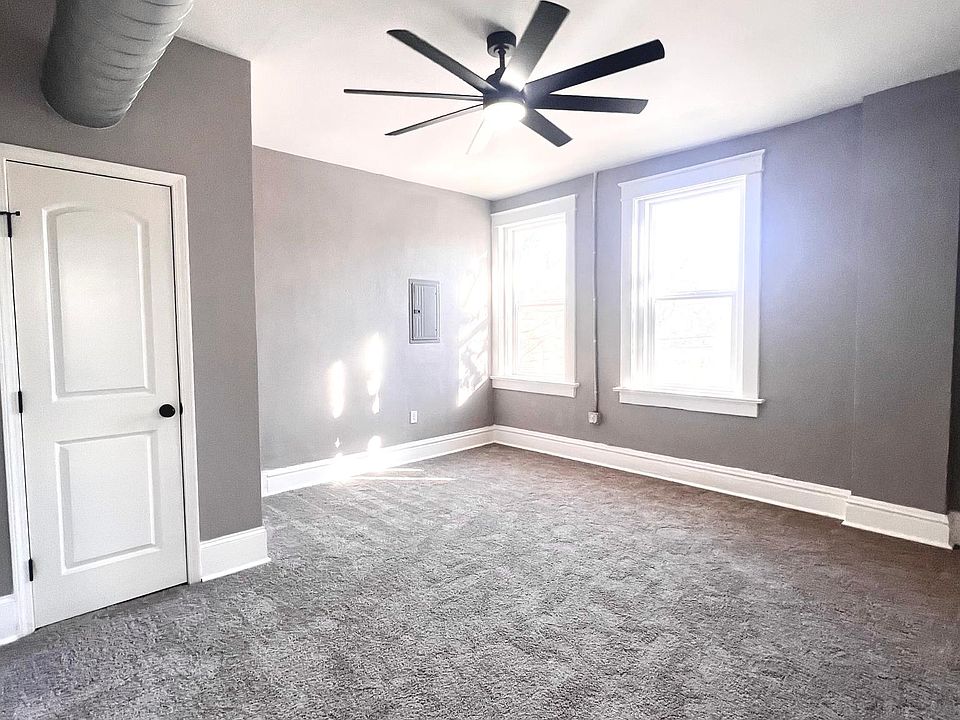 1st image of 1138 Pacific St APT 2S