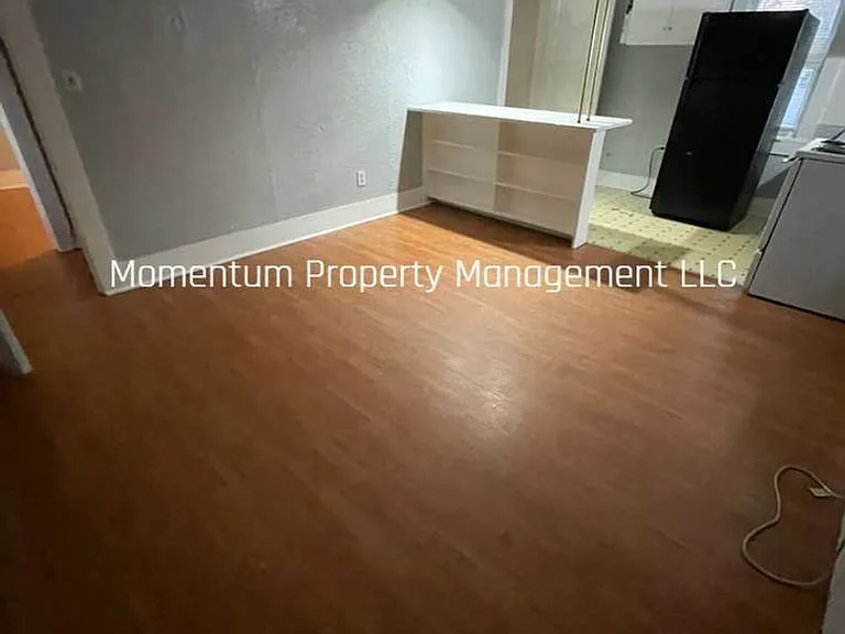 8406 N N Brks #C — Photo 6