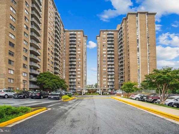 1836 Metzerott Rd APT 923, Hyattsville, MD 20783