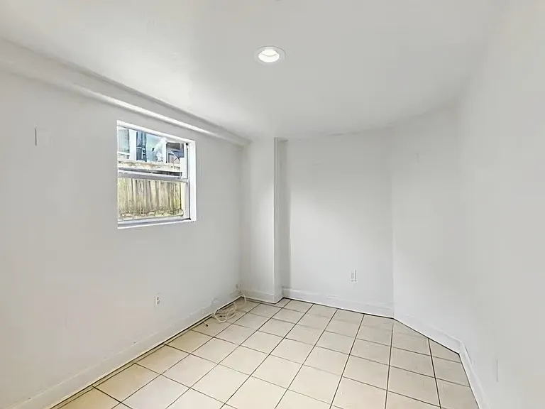 3823 Cleveland Ave #5 — Photo 9