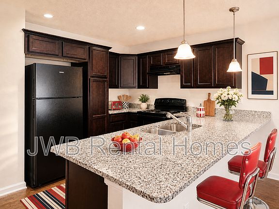 3rd image of 4163 Springwood Rd