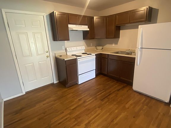 2nd image of 115 N Albert Pike Ave #5