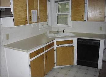 2nd image of 1832 N Woodrow Ave