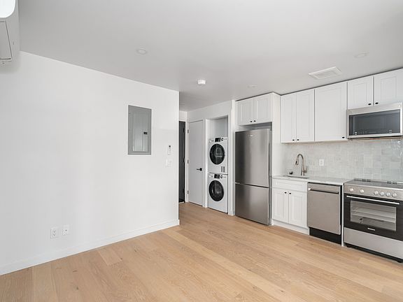 4th image of 101 Smith St #S1