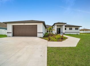 1102 Santa Barbara Blvd N, Cape Coral, FL 33993