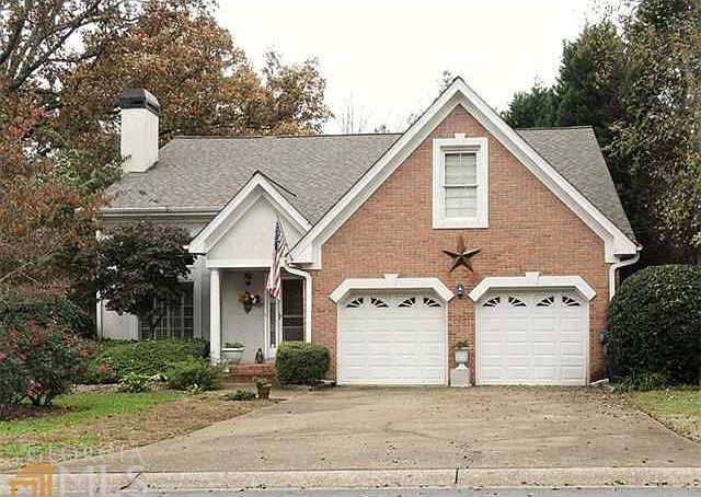 1st image of 25 Ancient Oak Ct NE