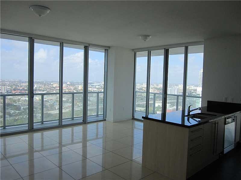 1st image of 1111 SW 1st Ave APT 3725
