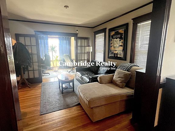 5th image of 36-38 Willard Ave #2T