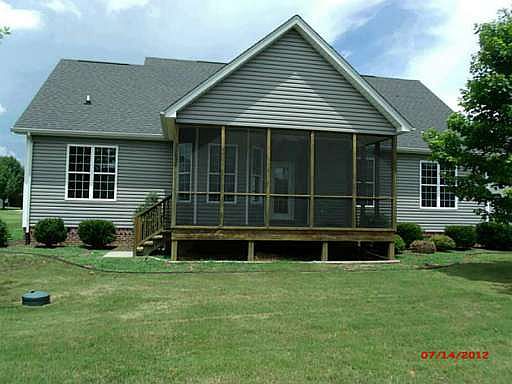 4th image of 208 Rock Creek Trl