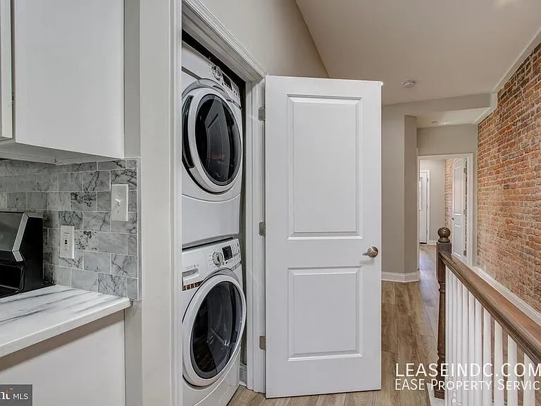 1626 Monroe St NW #2 — Photo 9