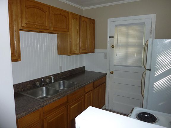 3rd image of 1811 Gatewood Ave
