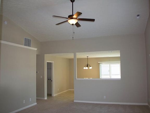 3rd image of 2948 Morallion Dr