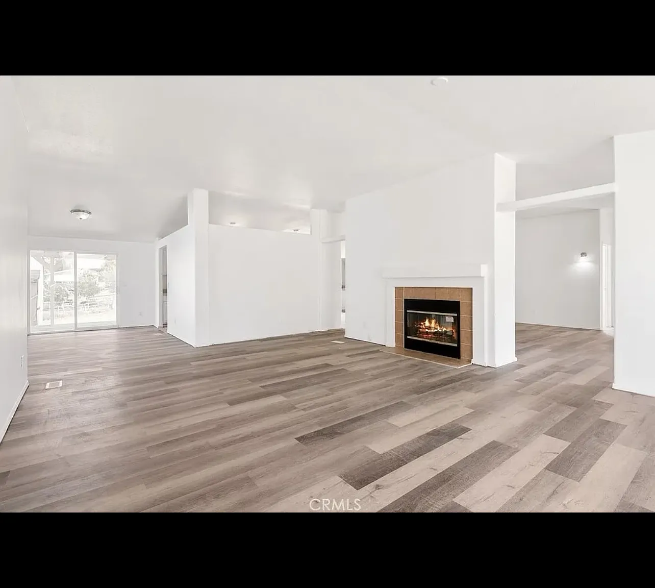 4 bed, 2.5 bath, 2640 sqft, $3,100 — Photo 1