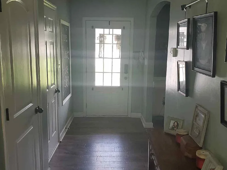 105 Shallow Ct — Photo 3