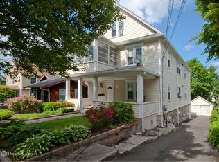 22 Hinckley Ave, Stamford, CT 06902