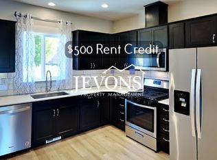 2600 Racquet Ln #14, Yakima, WA 98902