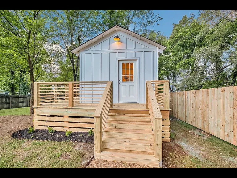 2020 Jones Cir — Photo 13