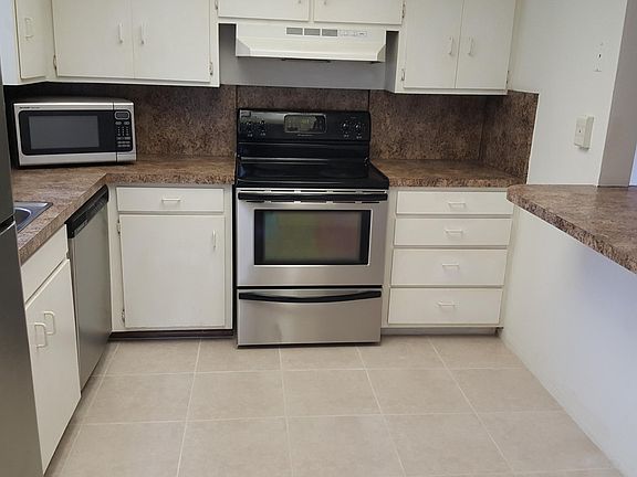2nd image of 1132 SW 3rd St